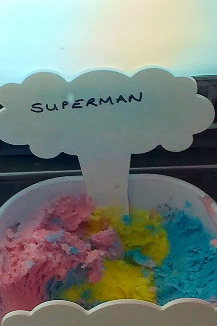 Superman flavour from Peter's Ices in Cairnbulg