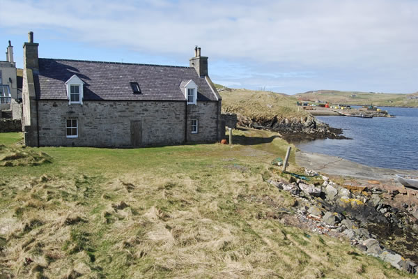 Burrastow Cottage, Walls