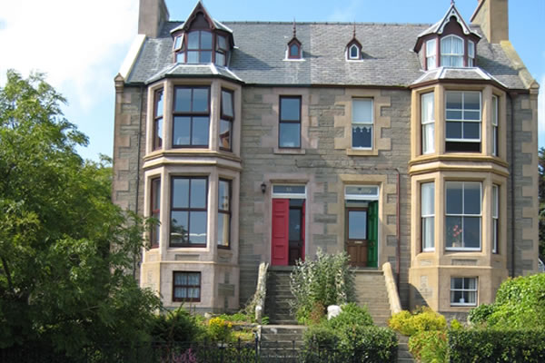 Self Catering Flat, 55 King Harald Street