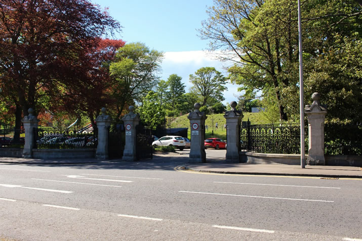Entrance to Duthie Park, Aberdeen