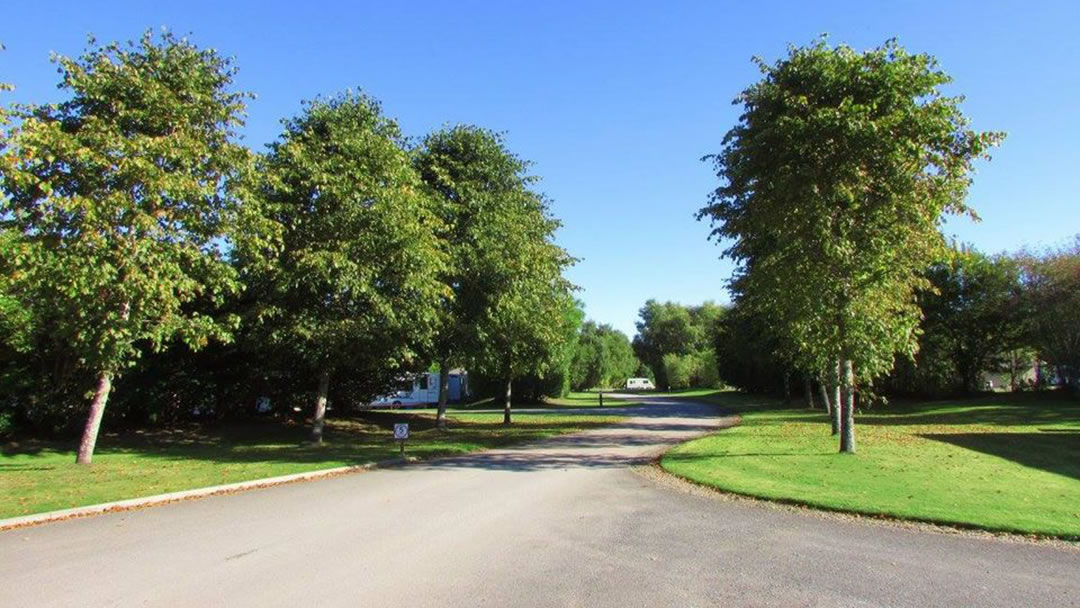 Huntly Castle Caravan Park