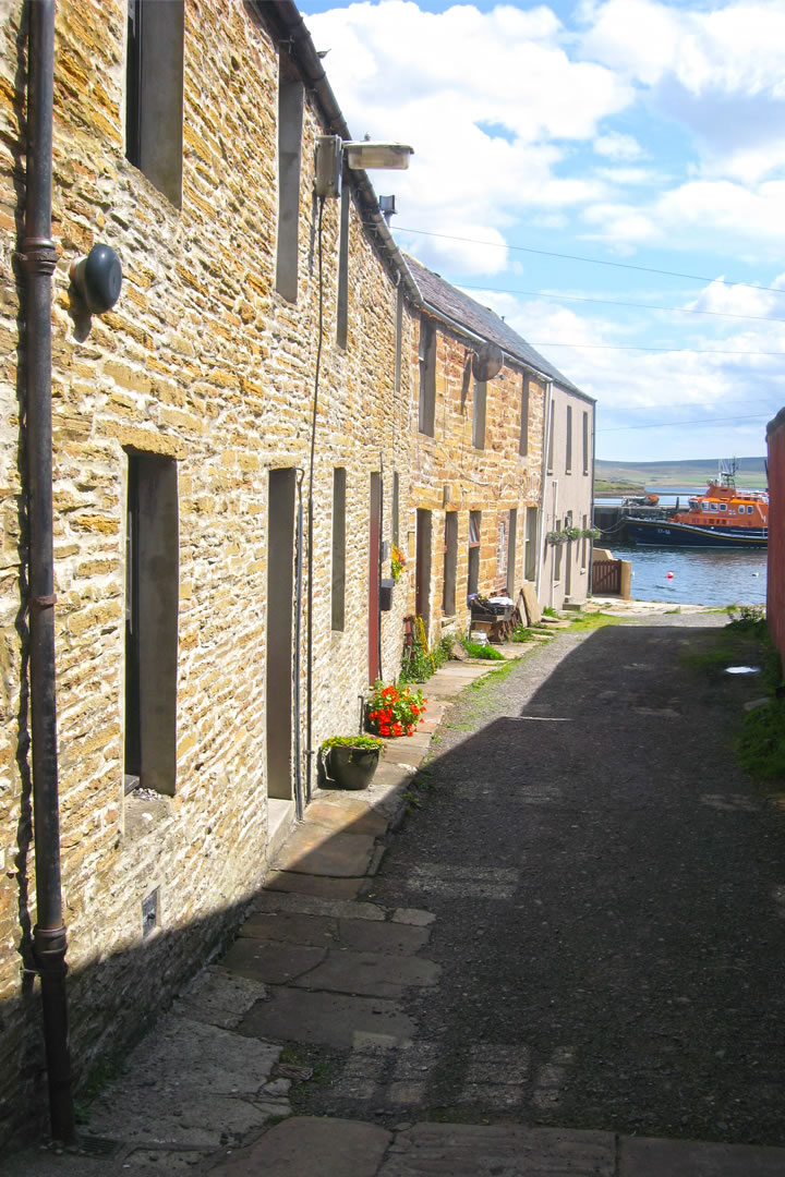 A Stromness close