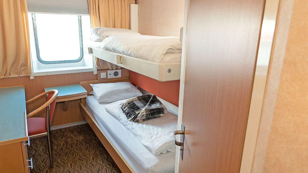 Executive 2-berth Outside Cabin