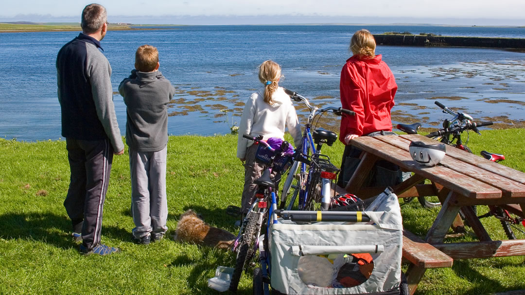 Finstown picnic area - an excellent place to stop when cycling in Orkney