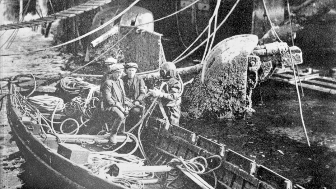 Salvaging the scuttled German Fleet in Scapa Flow