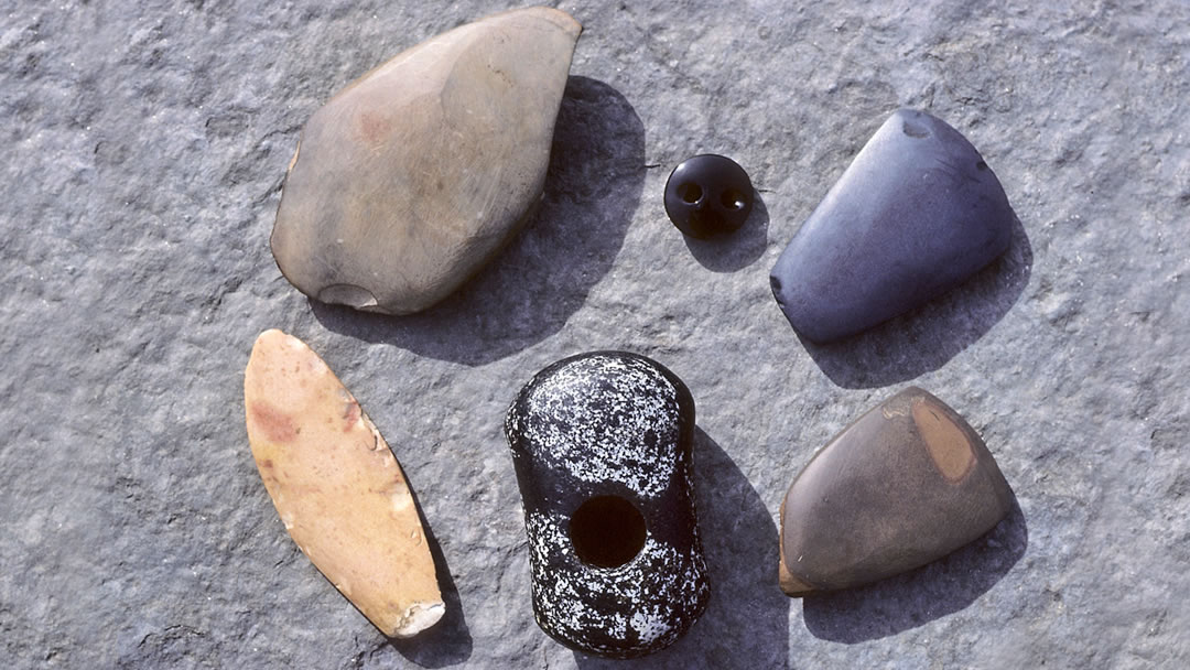 Tomb of the Eagles axeheads and artefacts