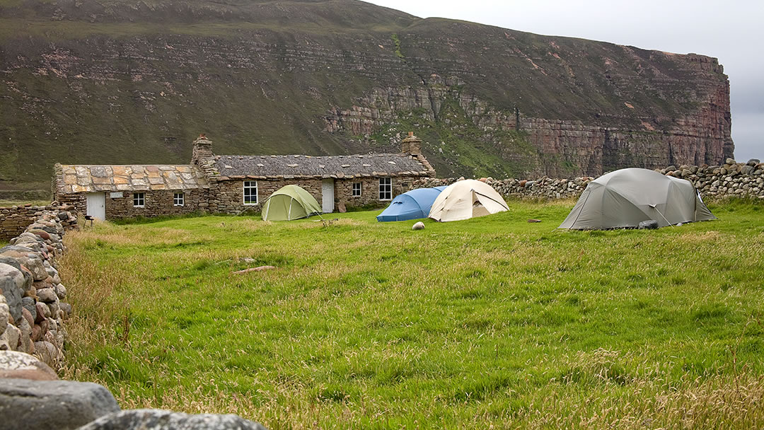 Burnmouth bothy in Rackwick, Hoy, Orkney