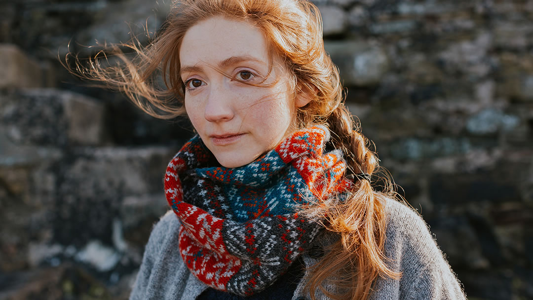 Storm Dennis Snood knitted in Jamiesons yarn - photo by Susan Molloy