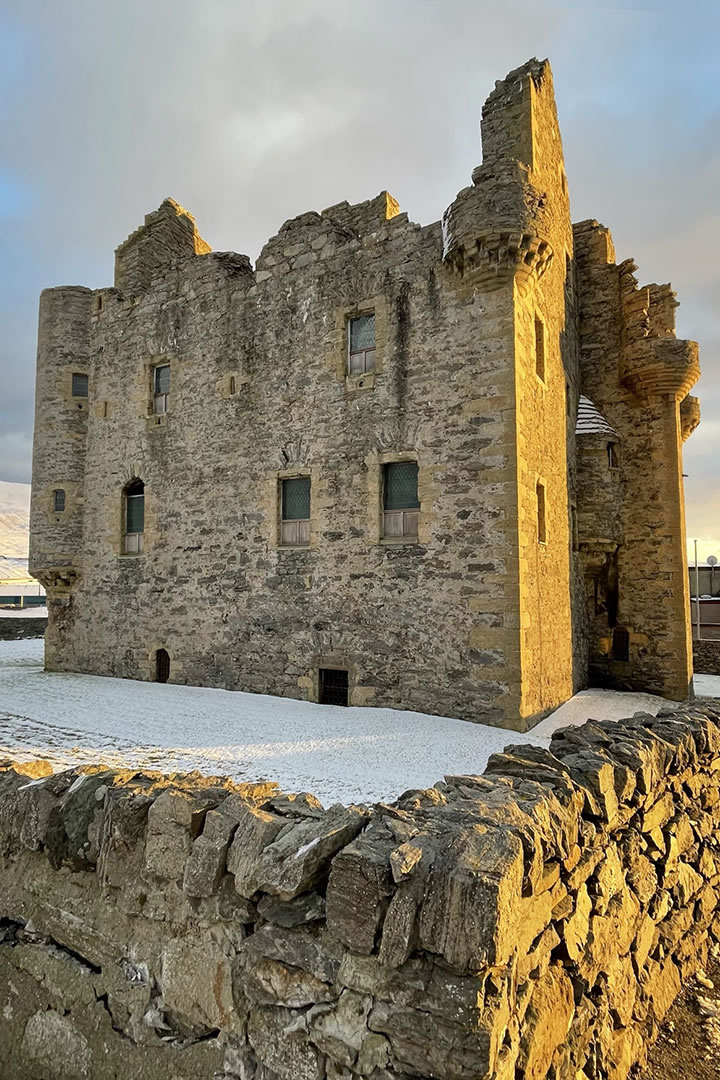 Scalloway Castle in the snow