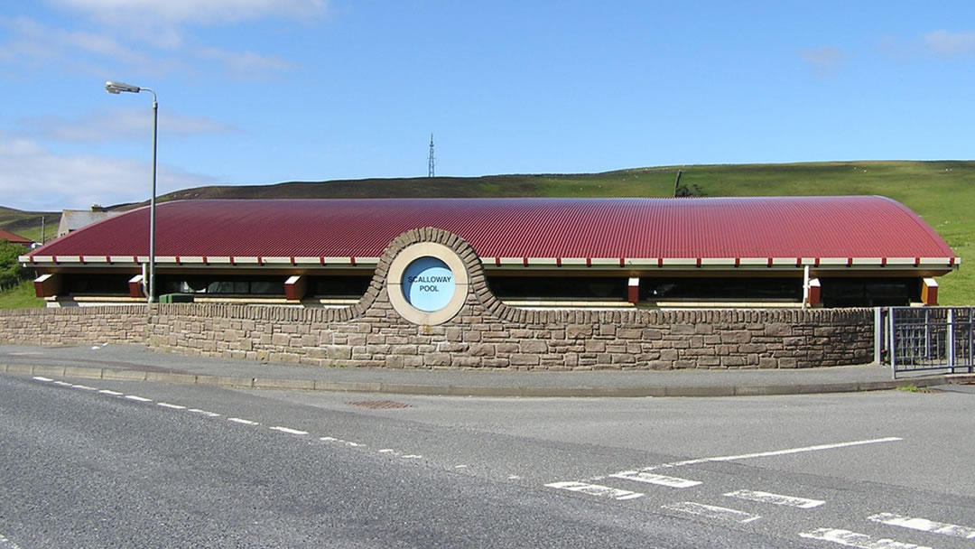 Scalloway Swimming Pool in Shetland © Robbie