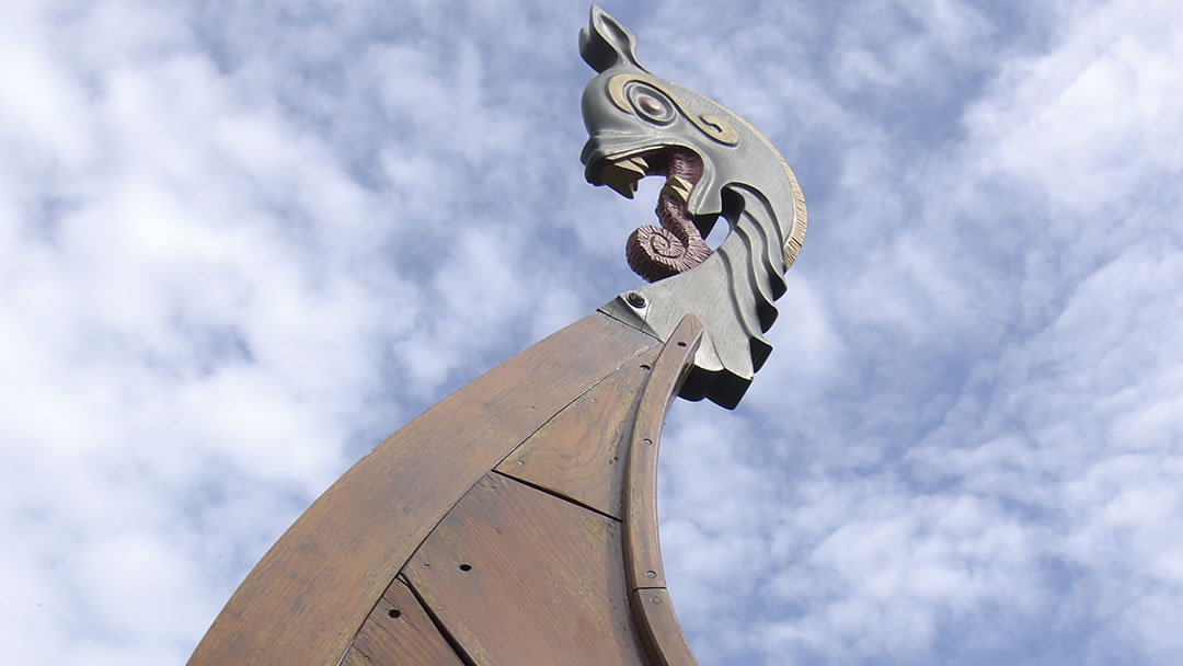 Vikling ship outside the Orkneyinga Saga Centre