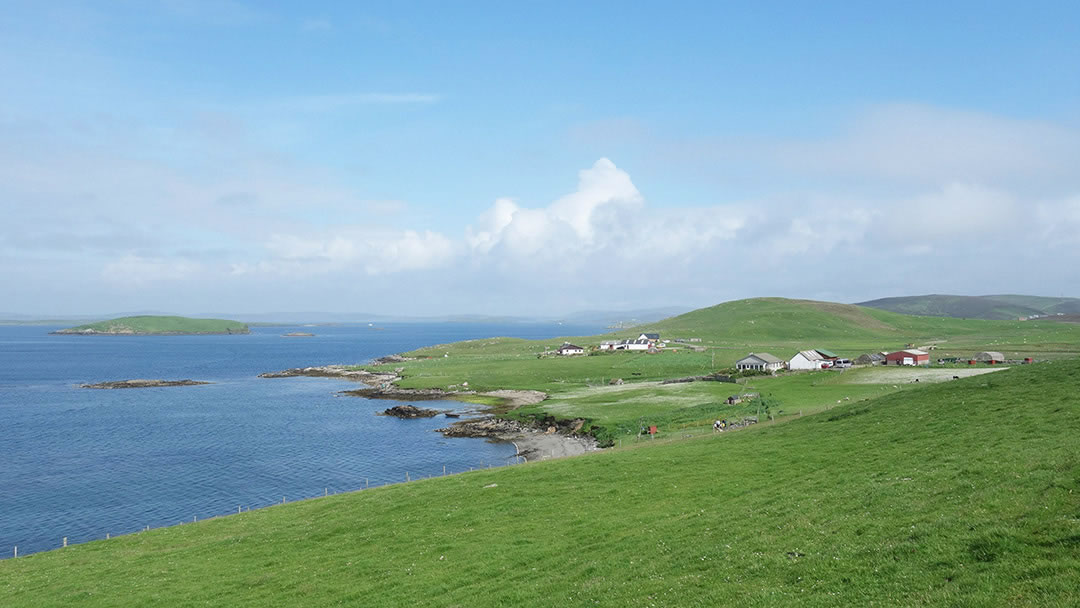 West Coast of Trondra near Burland by Des Blenkinsopp