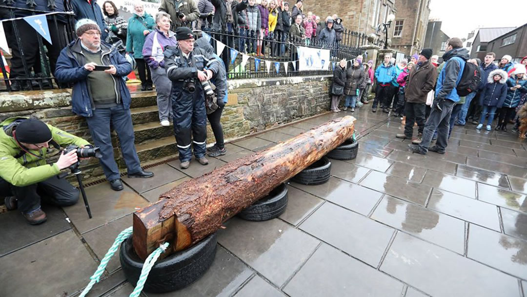 2017 Stromness Yule Log pic - photo from The Orcadian