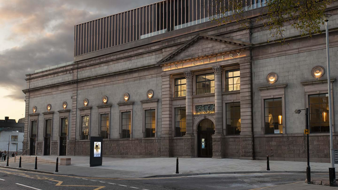 Exterior of Aberdeen Art Gallery