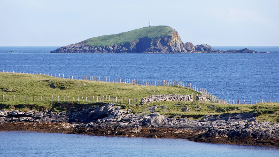 Hoo Stack in Shetland by Mike Pennington