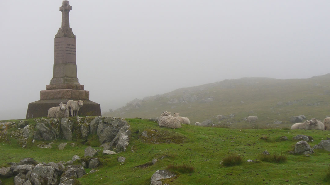 North Nesting war memorial at Brettabister, Shetland by Colin Smith