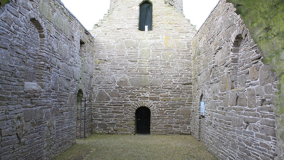 Inside St Magnus Church