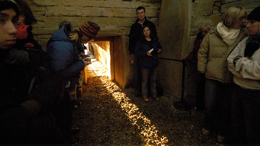 Winter solstice light in Maeshowe