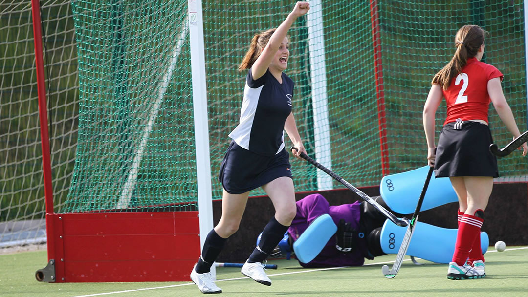 Shetland hockey goal