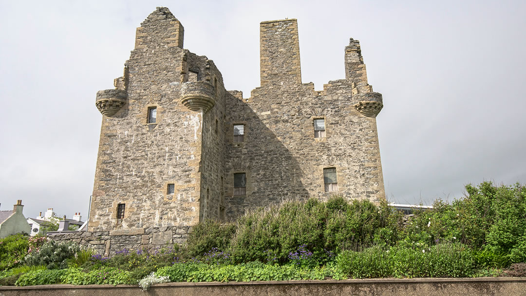 Scalloway Castle close up