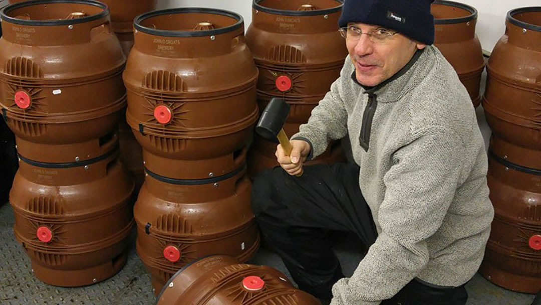 Readying beer kegs at the John o' Groats Brewery