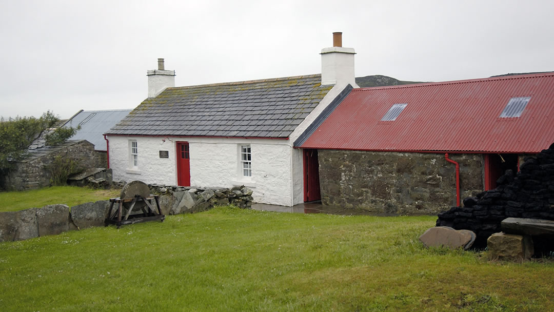Mary Ann's Cottage - an old Caithness crofthouse