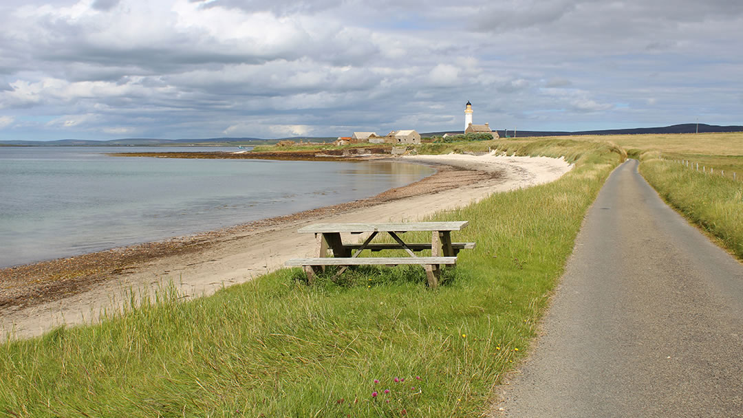 Picnic bench at Sandside Bay in Graemsay