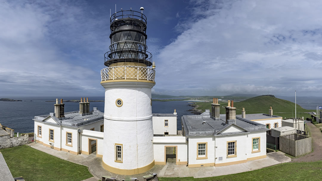 Sumburgh Head Lighthouse in Shetland