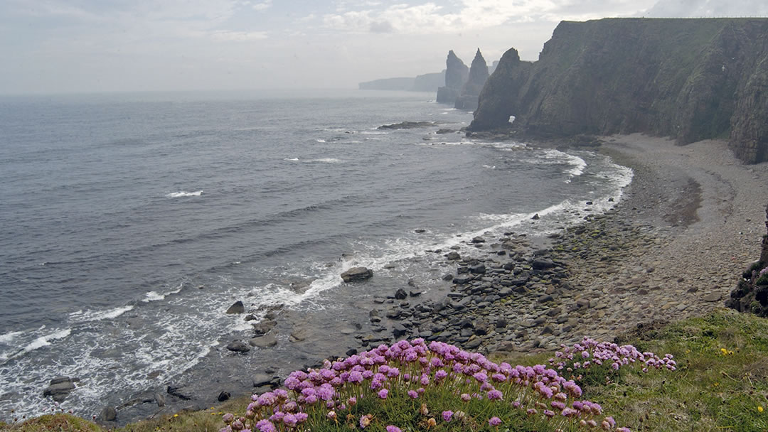 The stacks of Duncansby and the Thirle Door in Caithness