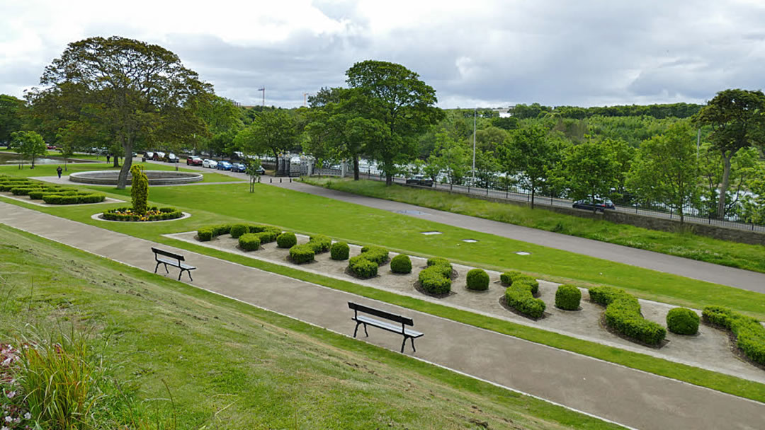 Duthie Park - miniature topiary from above