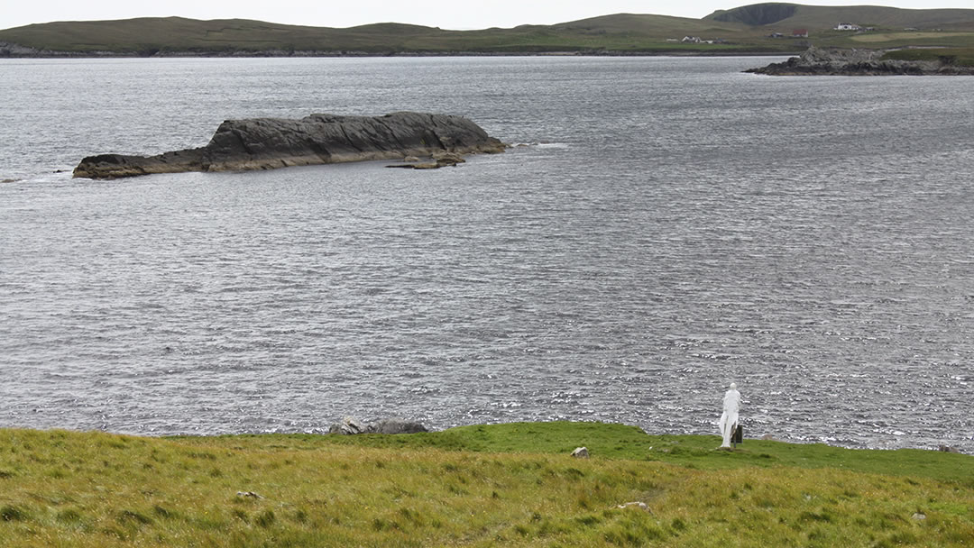 The White Wife looks out to sea