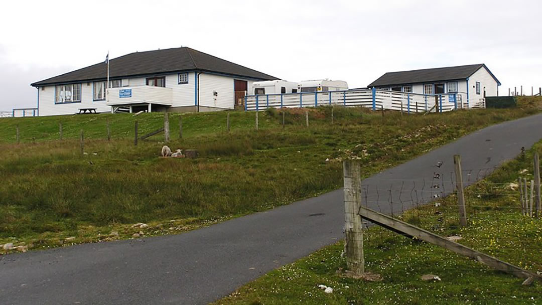 Oot Ower Lounge, Whalsay