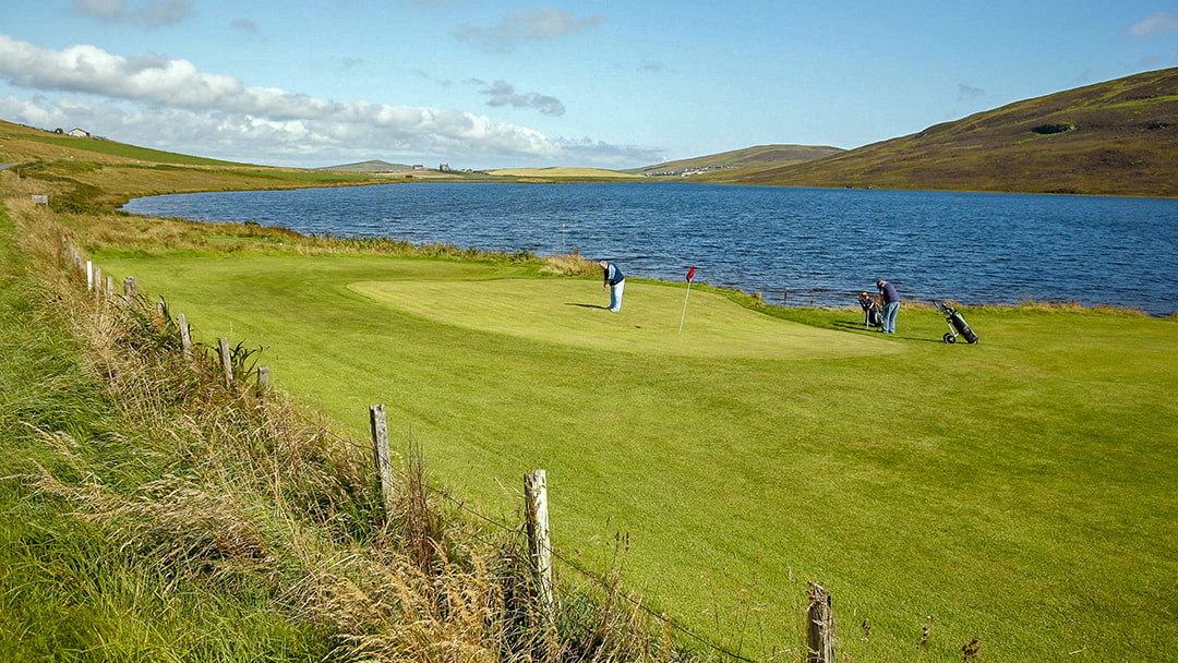 Asta Golf Club, near Scalloway photo