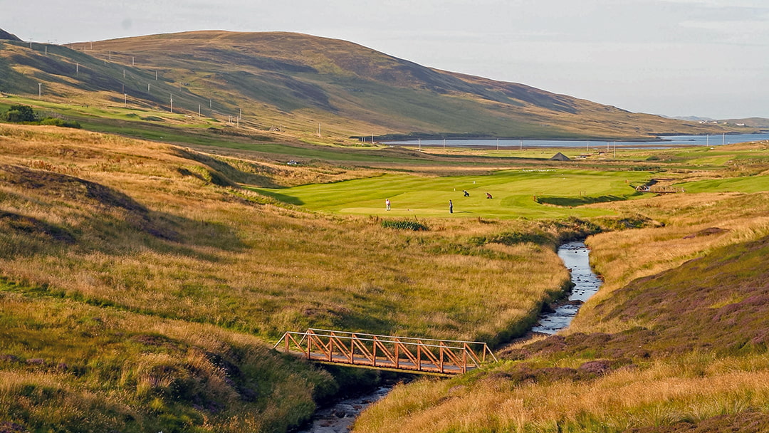 Shetland Golf Club in Dale, near Lerwick photo