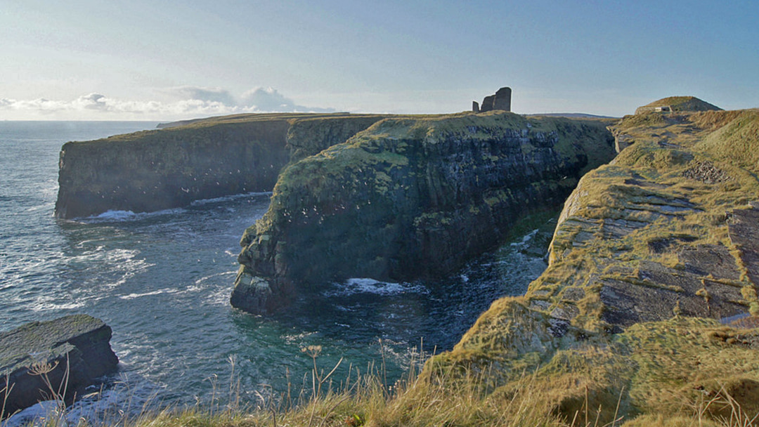 The rocky cliffs near the Castle of Old Wick