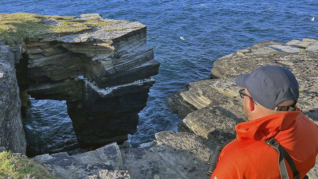 Exploring the coastline with the Papay Ranger