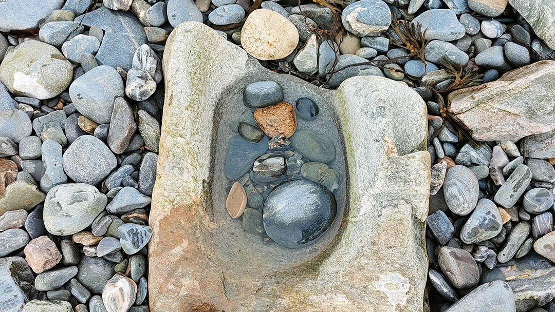 Evidence of past lives on the Shetland coast