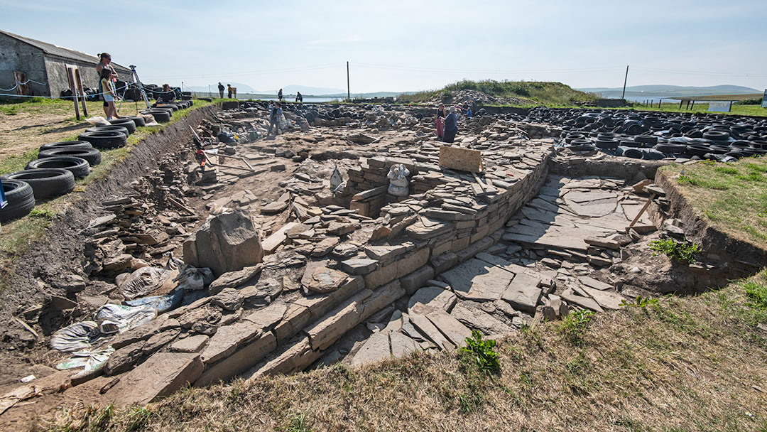 The monumental structure 10 at the Ness of Brodgar in Orkney