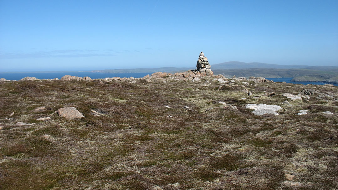 The summit of Mid Ward, Muckle Roe