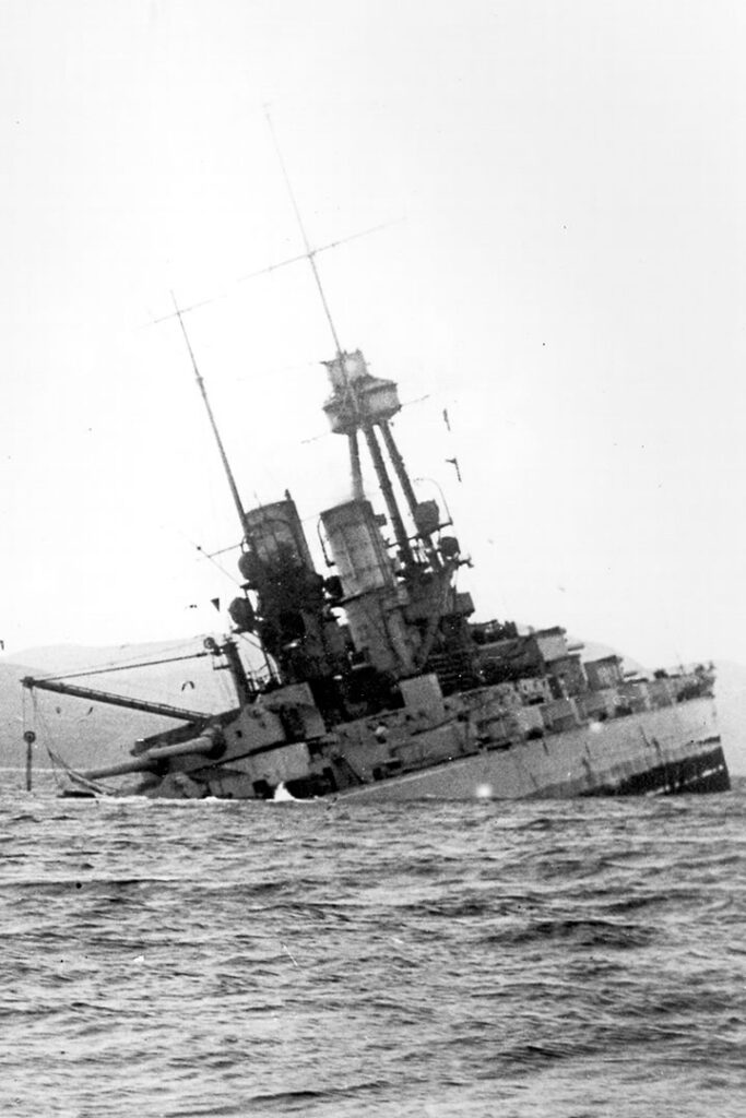 Baern, a sinking ship from the German High Seas Fleet