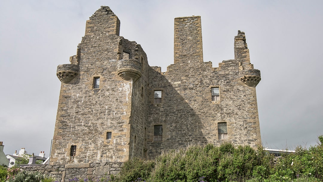 The exterior of Scalloway Castle