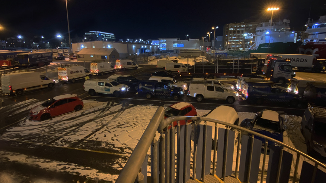 SSEN workers and vehicles