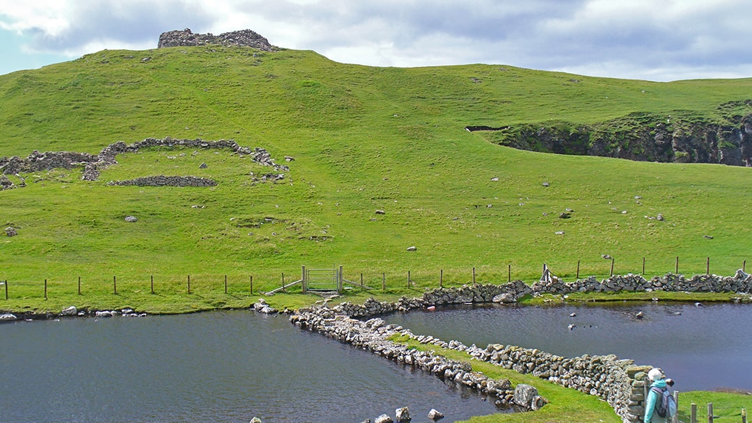 Walking to Culswick Broch in Shetland