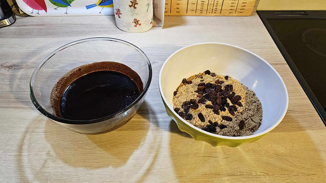 The wet and dry ingredients ready to combine