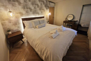 The Little House, Kirkwall