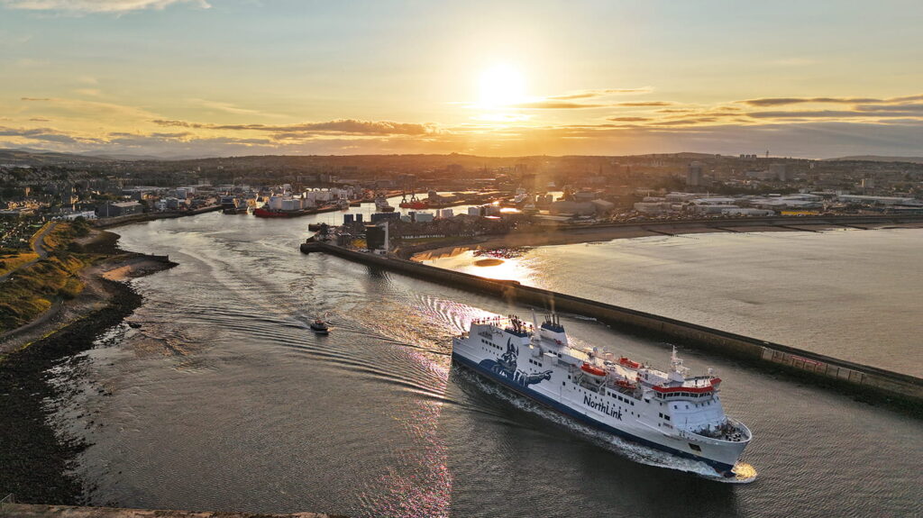 MV Hjaltland leaving the port of Aberdeen