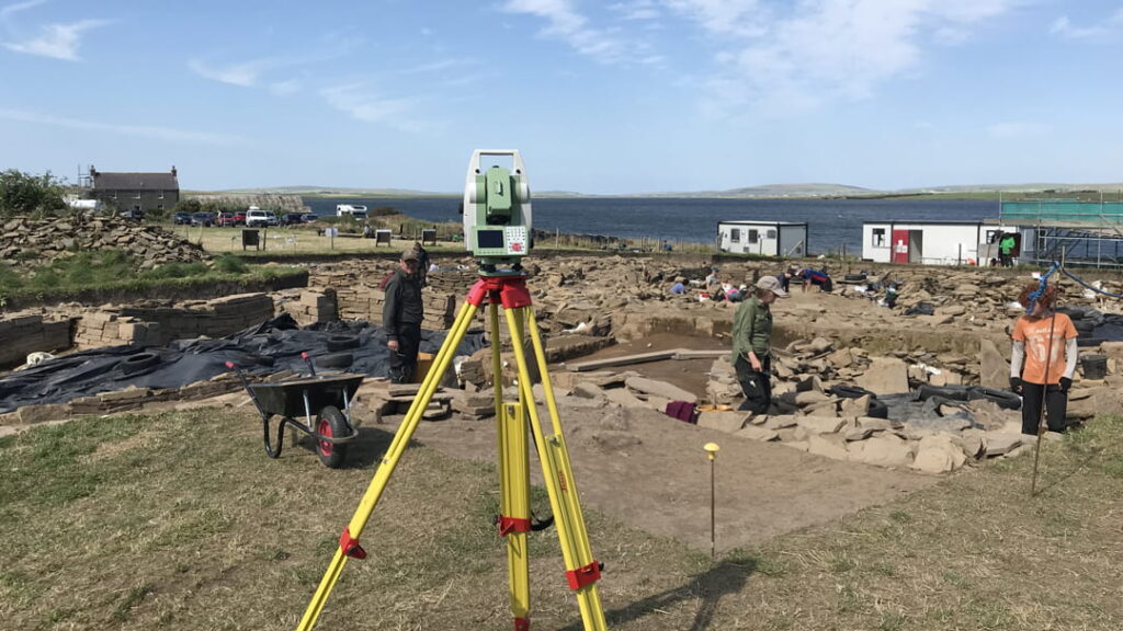 Site surveying at the Ness of Brodgar excavations