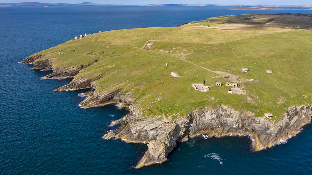 Wartime structures scattered across Hoxa Head