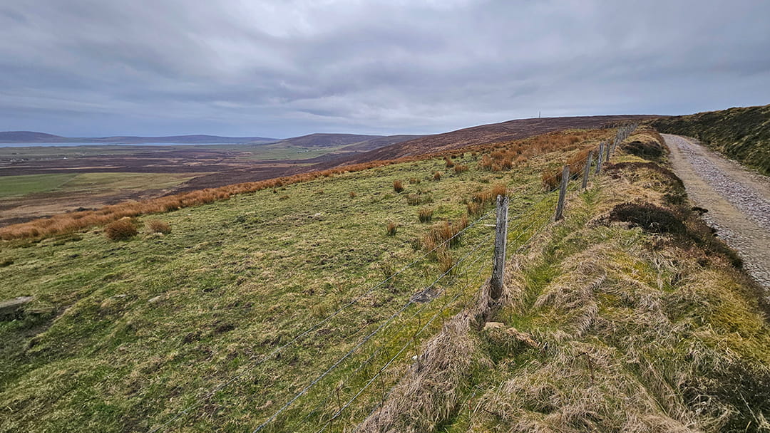 The road to Fibla Fiold and Mid Tooin