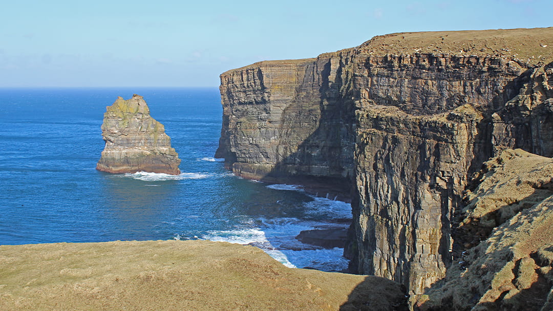 The standard sea stack and costa cliffs